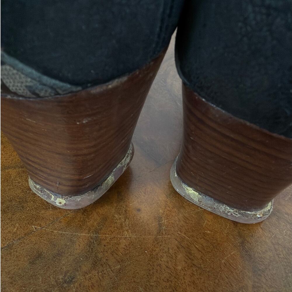 John Fluevog Black Brown Two Tone Lace Up Stacked Heel Boots 11 - Picture 7 of 9